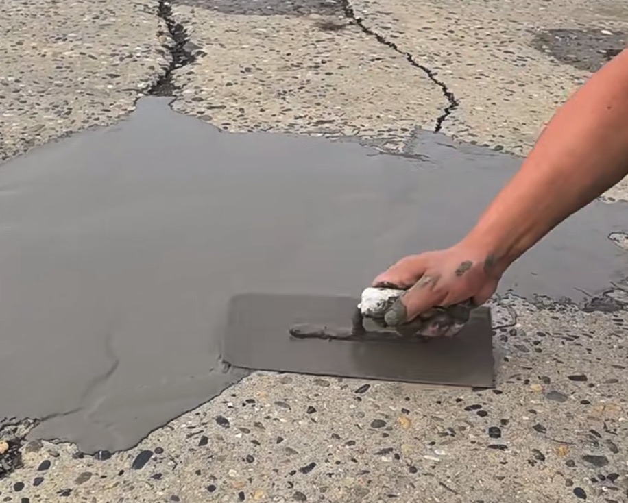 鲅鱼圈CGM 高效薄层道路修补料（CGM 道路抢修料）
